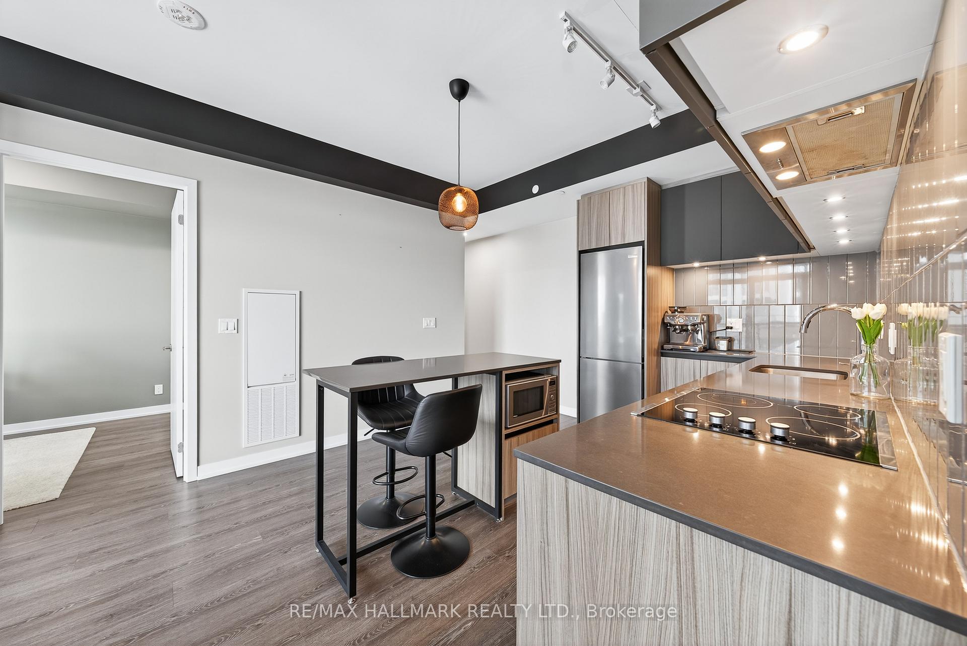 Photo 22 of Unit 901, 7950 Bathurst Street, Vaughan, Beverley Glen — HOMEH
