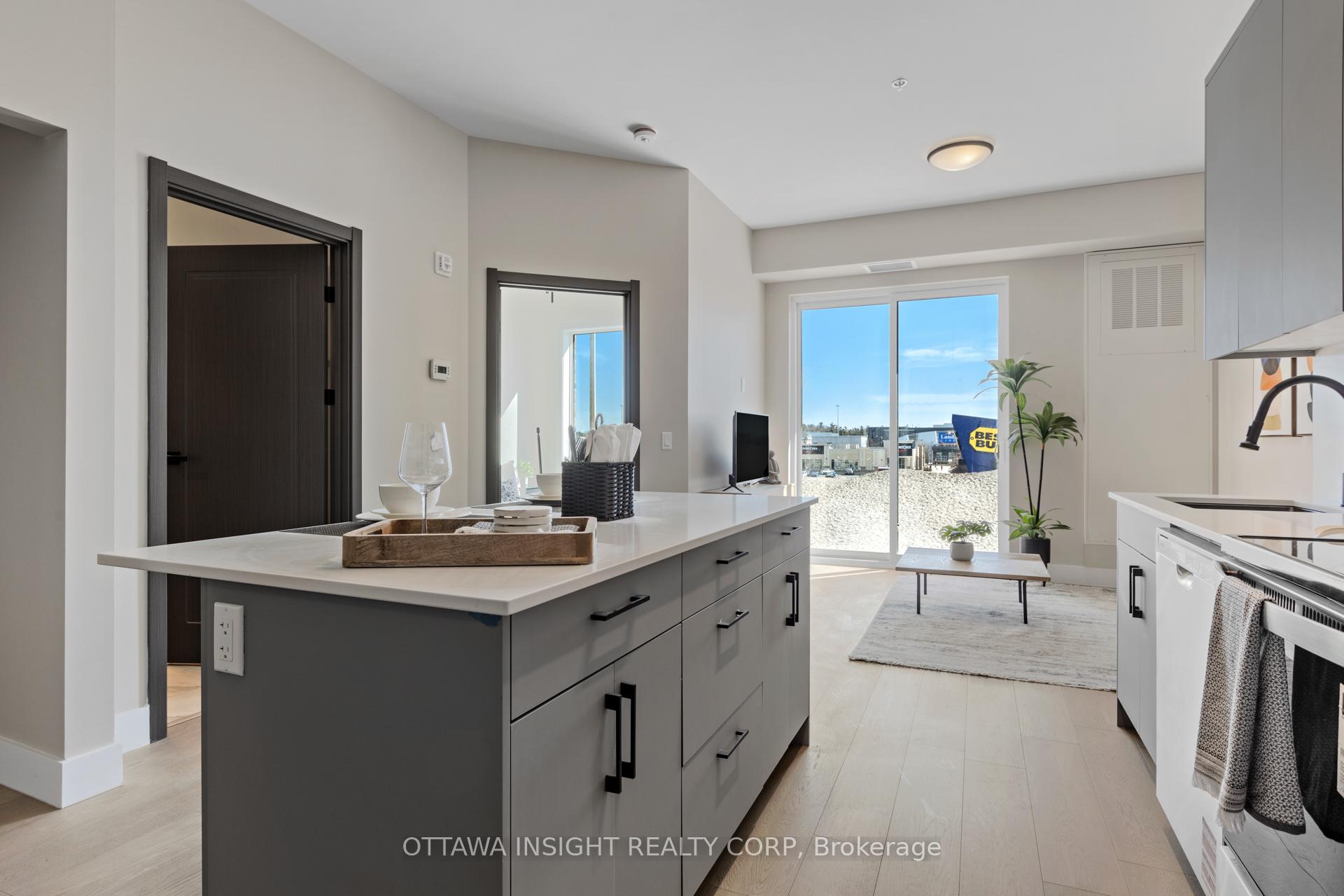 Photo 2 of Unit 2BAi, 180 Kanata Avenue, Ottawa, Kanata - Kanata Lakes/Heritage Hills — HOMEH