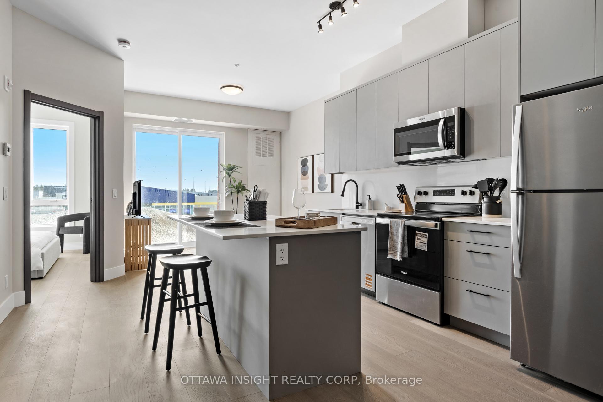 Photo 3 of Unit 2BAi, 180 Kanata Avenue, Ottawa, Kanata - Kanata Lakes/Heritage Hills — HOMEH