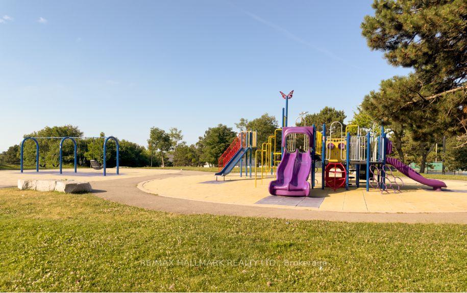 Photo 41 of Unit 16, 6400 Lawrence Avenue E, Scarborough, Rouge — HOMEH