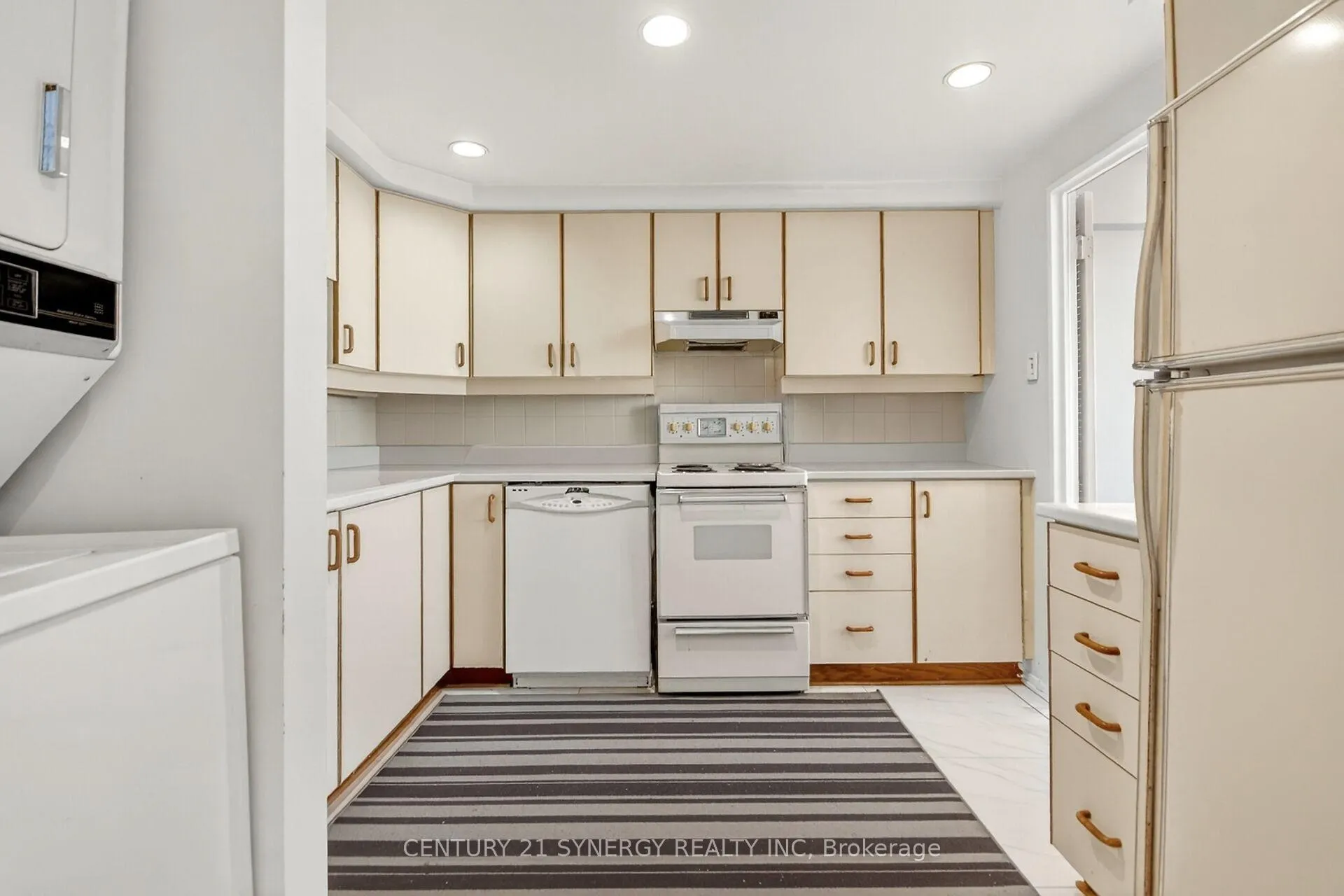 Photo 10 of Unit 1704, 1285 Cahill Drive, Ottawa, South Keys — HOMEH