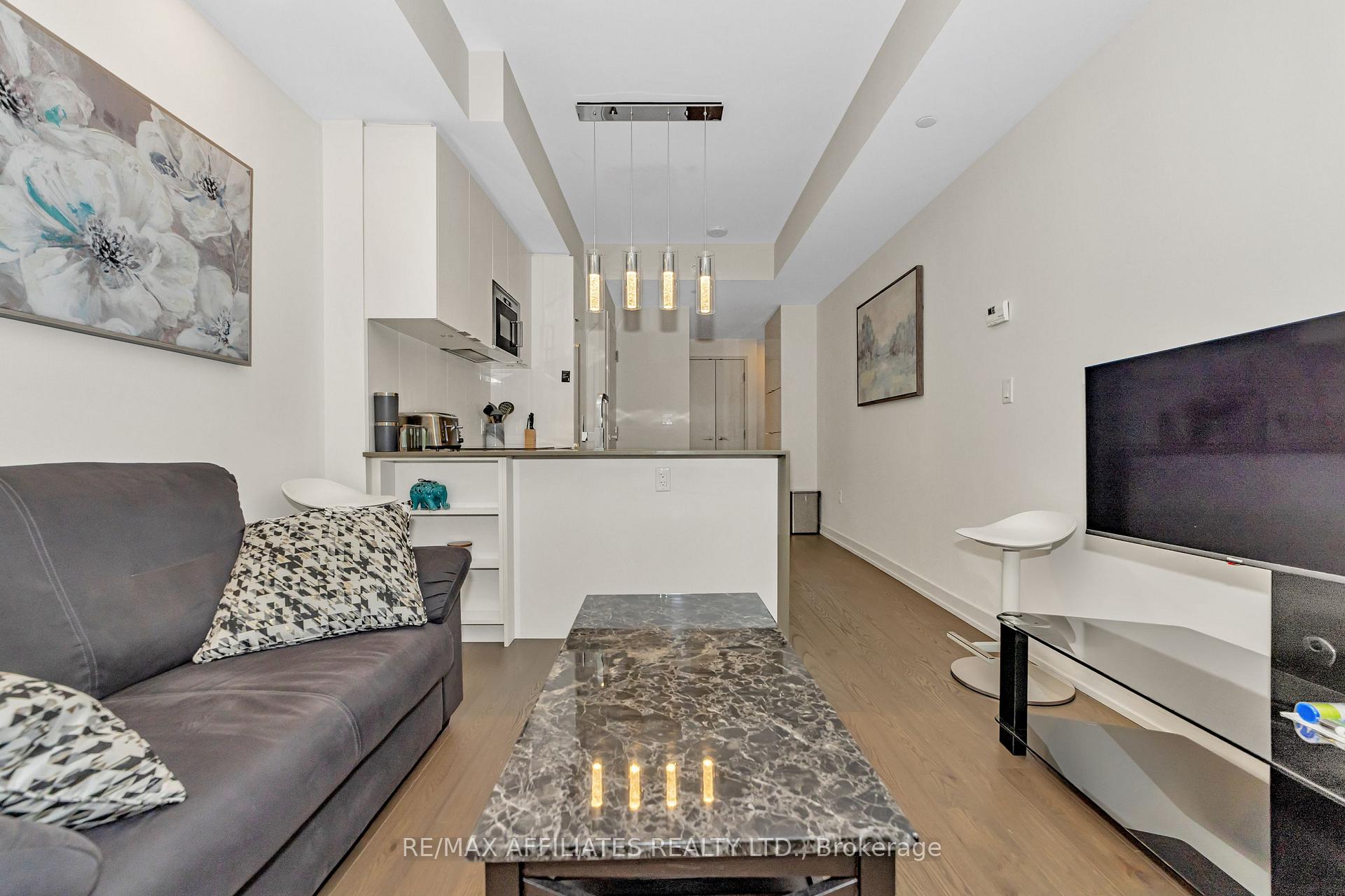 Photo 7 of Unit 902, 101 Queen Street, Ottawa, Ottawa Centre — HOMEH