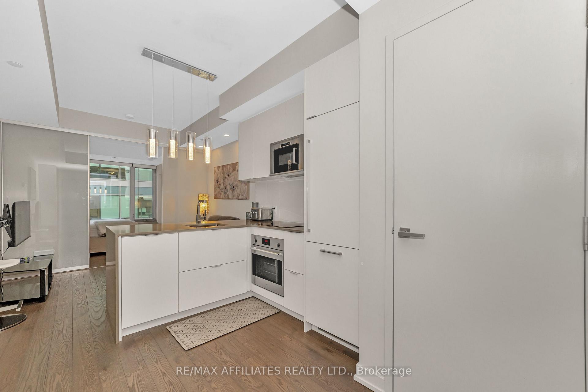 Photo 8 of Unit 902, 101 Queen Street, Ottawa, Ottawa Centre — HOMEH
