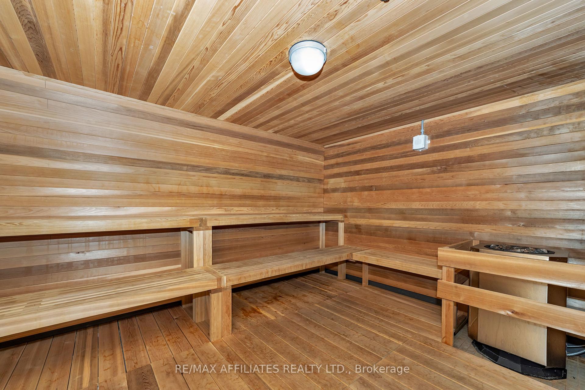 Photo 14 of Unit 902, 101 Queen Street, Ottawa, Ottawa Centre — HOMEH