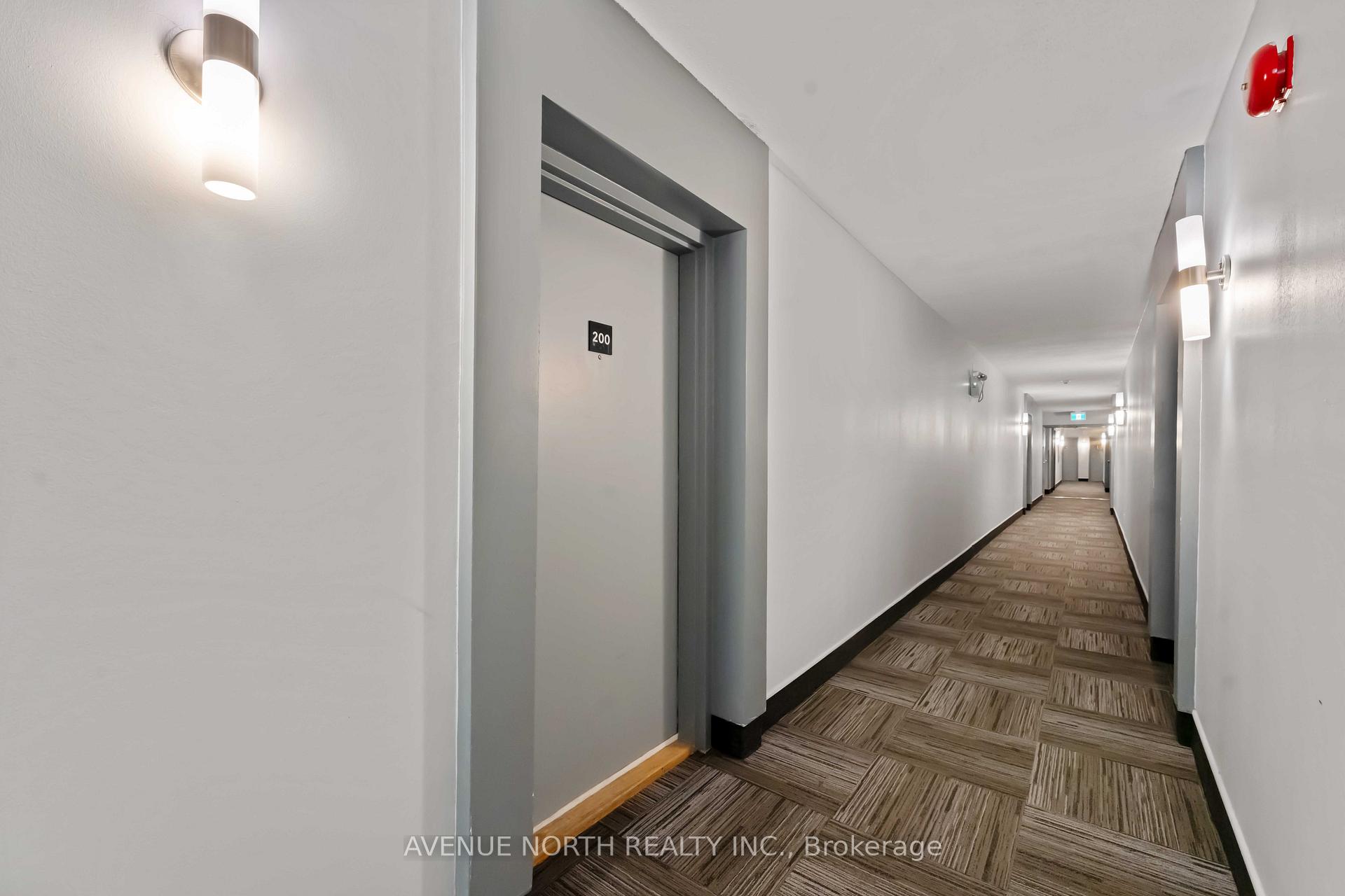 Photo 8 of Unit 200, 214 Viewmount Drive, Ottawa, Borden Farm/Stewart Farm/Carleton Heights/Parkwood Hills — HOMEH
