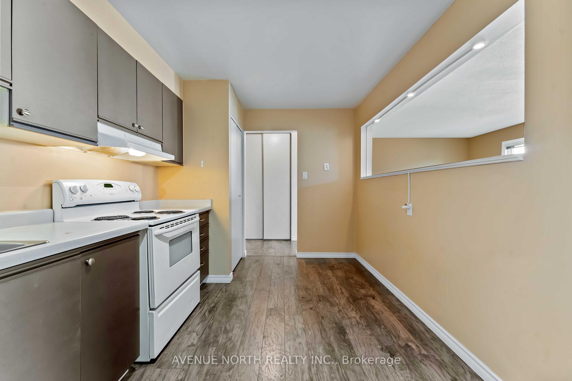 Photo 18 of Unit 200, 214 Viewmount Drive, Ottawa, Borden Farm/Stewart Farm/Carleton Heights/Parkwood Hills — HOMEH