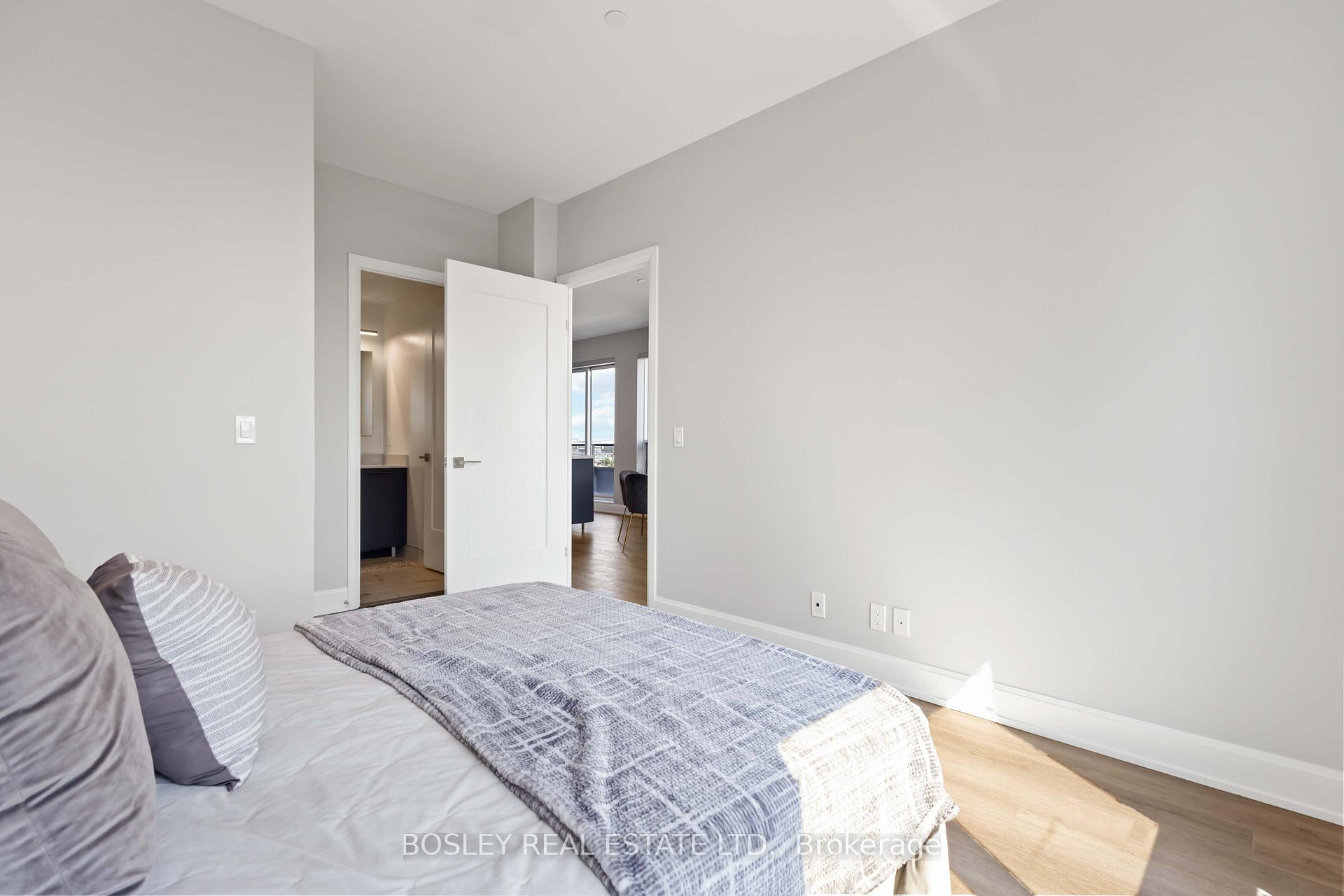 Photo 29 of Unit 1018, 38 Water Walk Drive, Markham, Unionville — HOMEH
