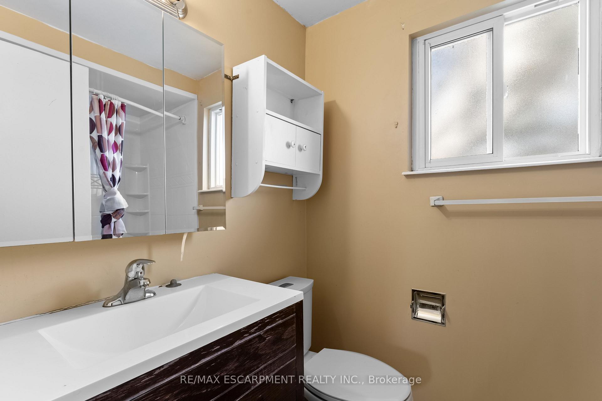 Photo 22 of Unit M, 25 Bryna Avenue, Hamilton, Greeningdon — HOMEH