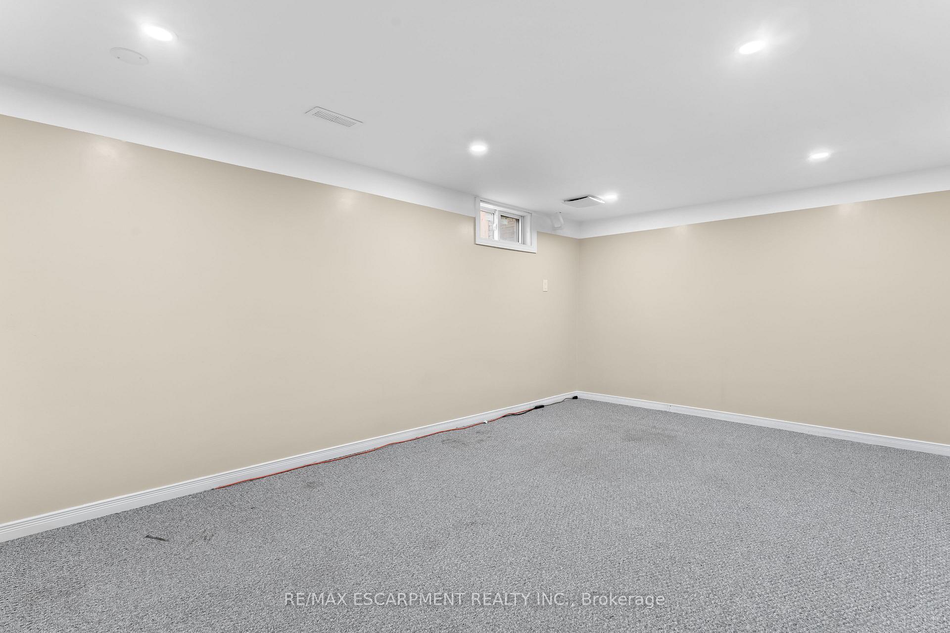 Photo 29 of Unit M, 25 Bryna Avenue, Hamilton, Greeningdon — HOMEH