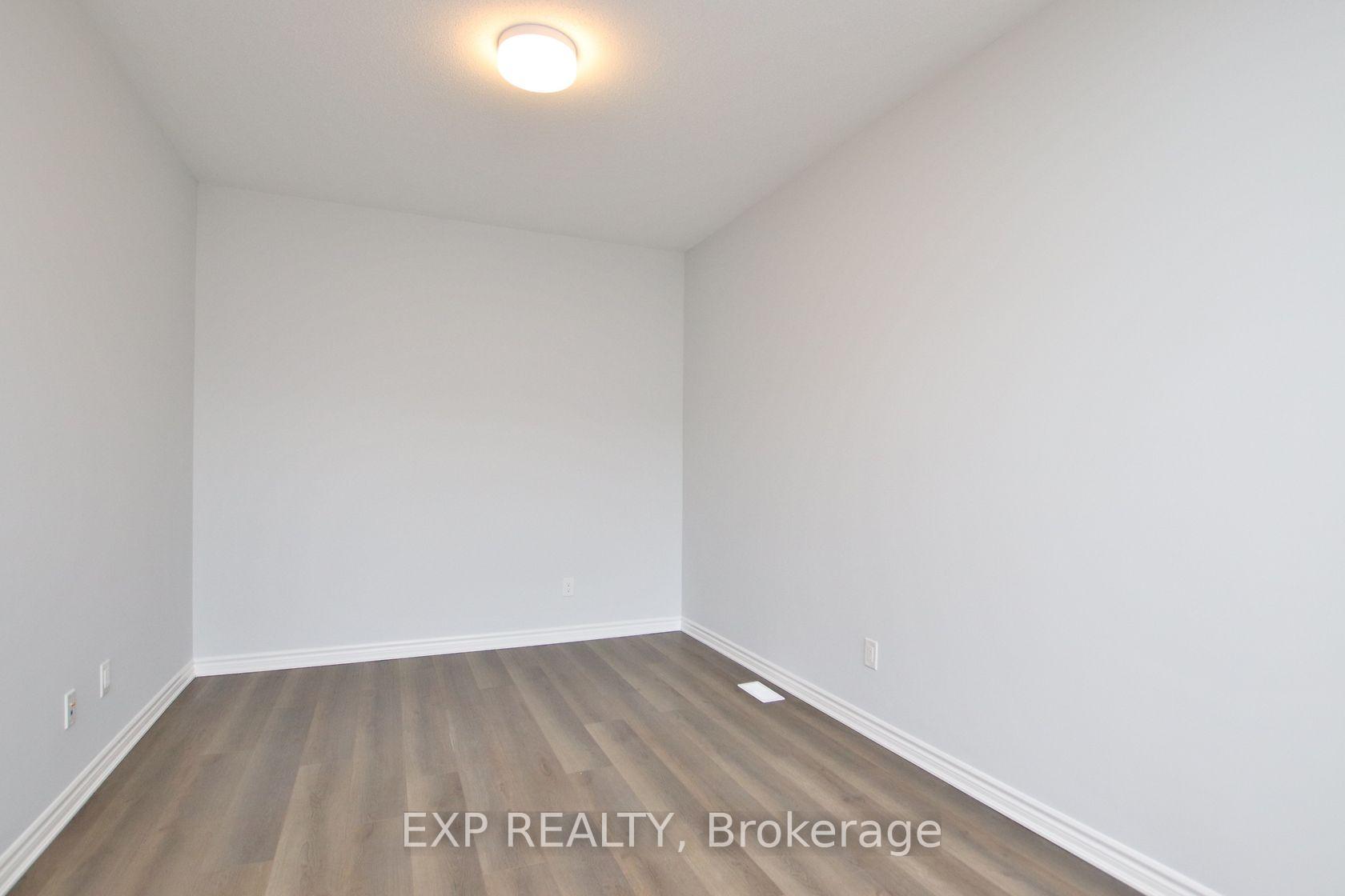 Photo 12 of 39 Lentago Avenue, Ottawa, Barrhaven - Half Moon Bay — HOMEH