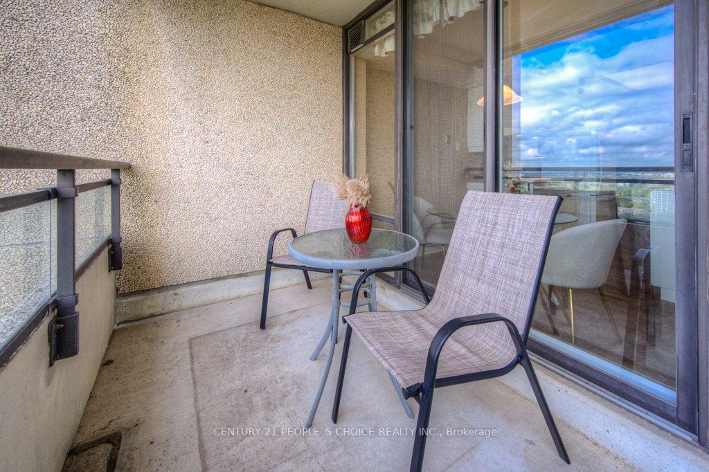 Photo 19 of Unit 403, 60 Frederick Street, Kitchener — HOMEH