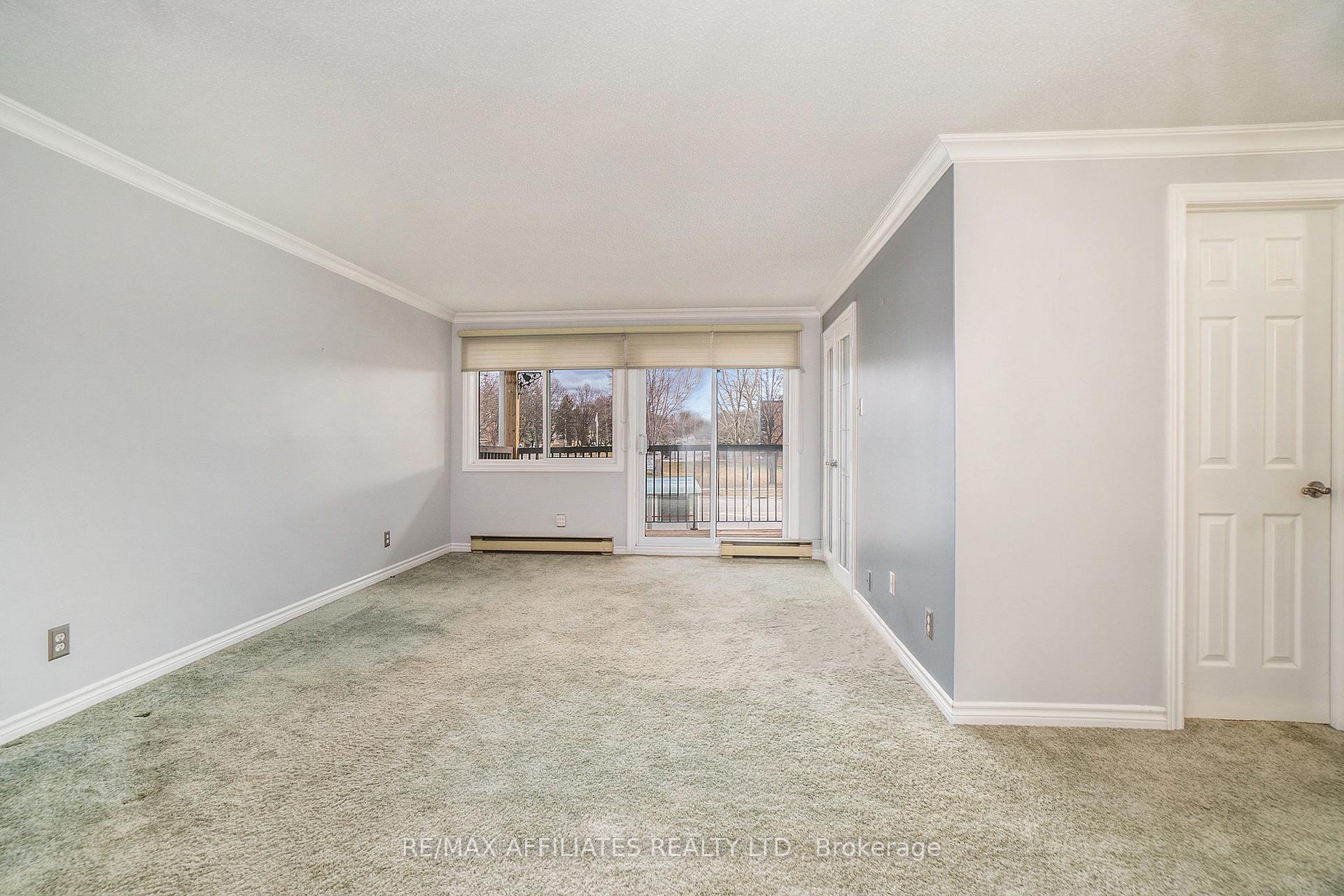 Photo 3 of Unit 207, 6532 Bilberry Drive, Ottawa, Orleans Wood — HOMEH