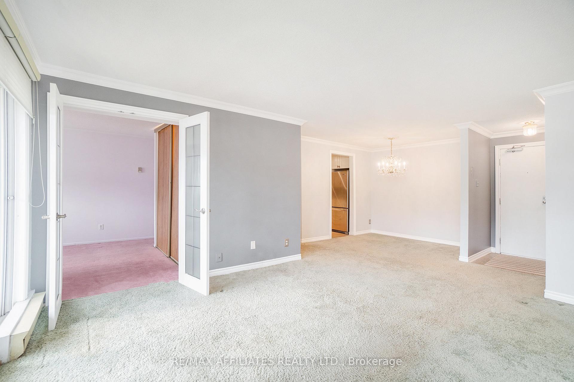 Photo 4 of Unit 207, 6532 Bilberry Drive, Ottawa, Orleans Wood — HOMEH