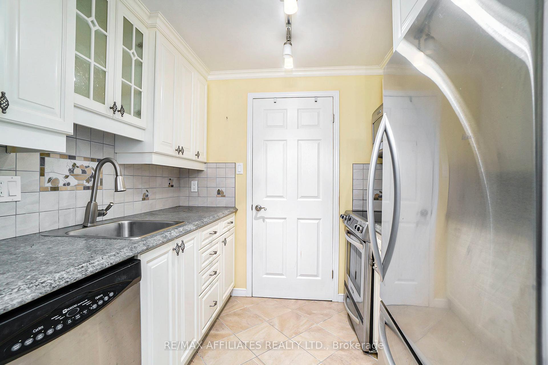 Photo 8 of Unit 207, 6532 Bilberry Drive, Ottawa, Orleans Wood — HOMEH