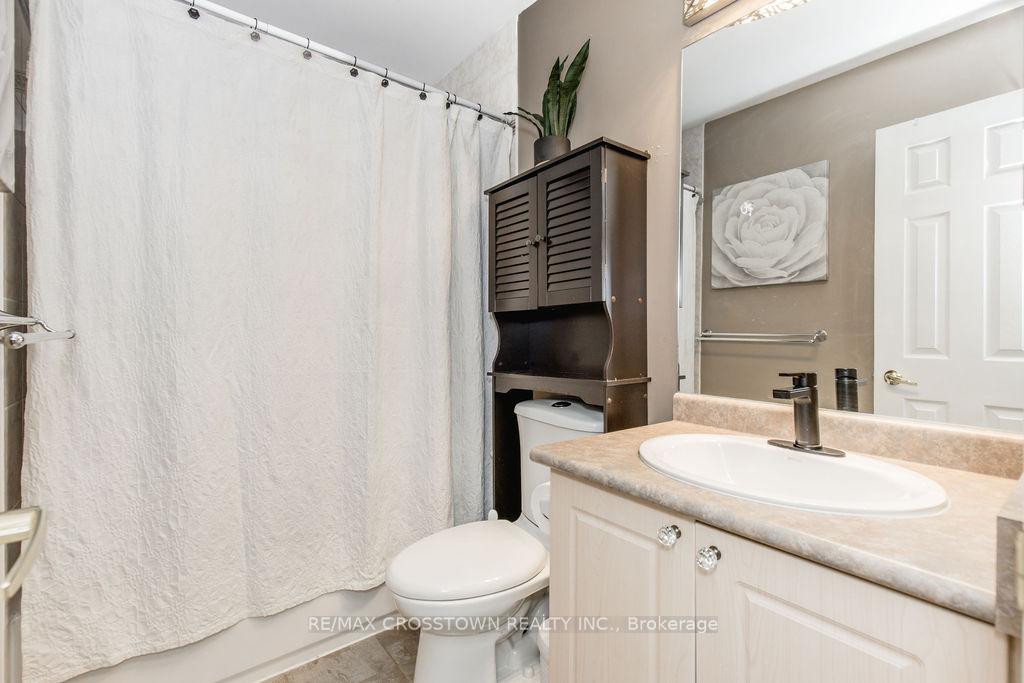 Photo 31 of 16 Bartor Boulevard, Barrie, Painswick South — HOMEH