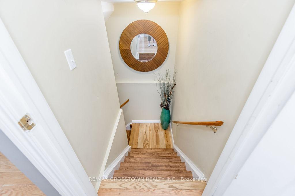 Photo 32 of 16 Bartor Boulevard, Barrie, Painswick South — HOMEH