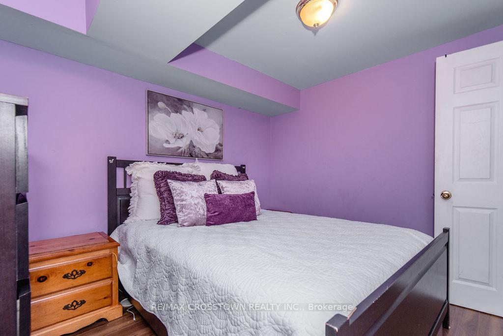 Photo 36 of 16 Bartor Boulevard, Barrie, Painswick South — HOMEH