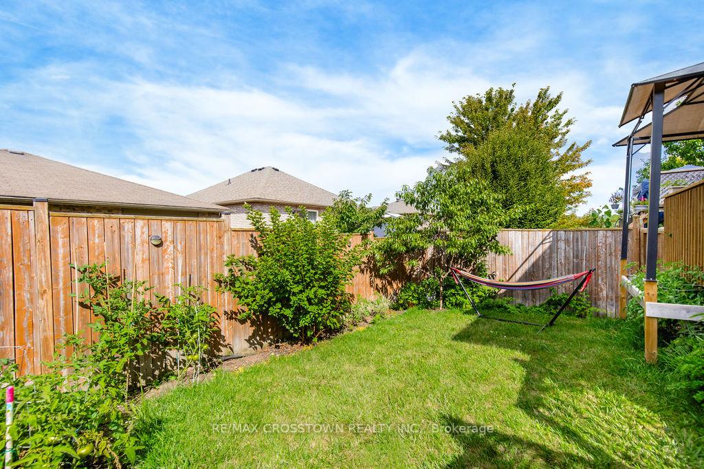 Photo 41 of 16 Bartor Boulevard, Barrie, Painswick South — HOMEH