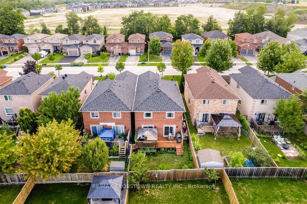 Photo 46 of 16 Bartor Boulevard, Barrie, Painswick South — HOMEH