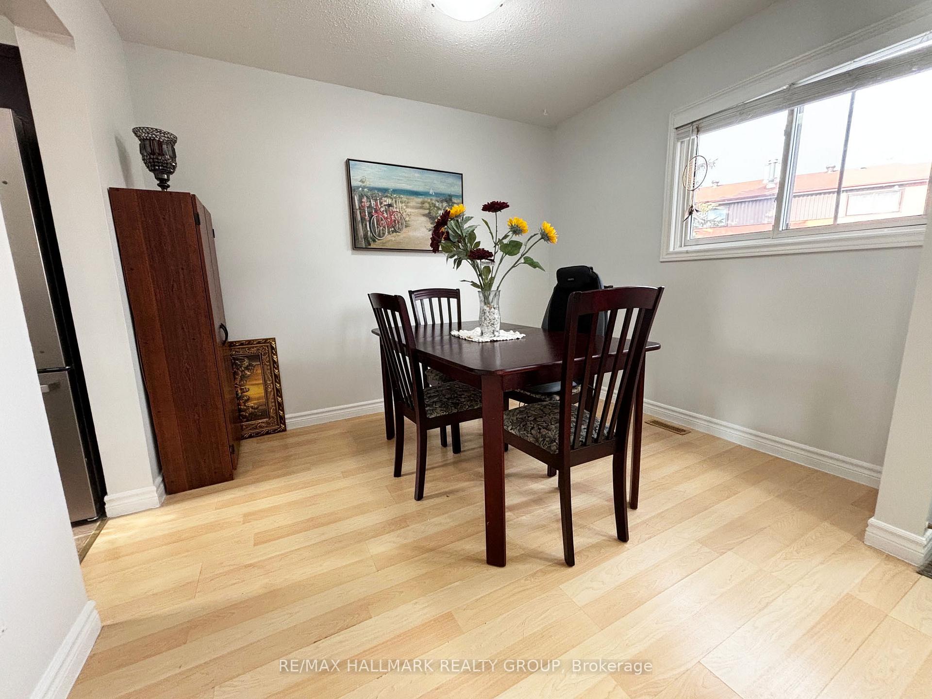 Photo 4 of Unit 29, 56D Foxfield Drive, Ottawa, Barrhaven - Knollsbrook — HOMEH