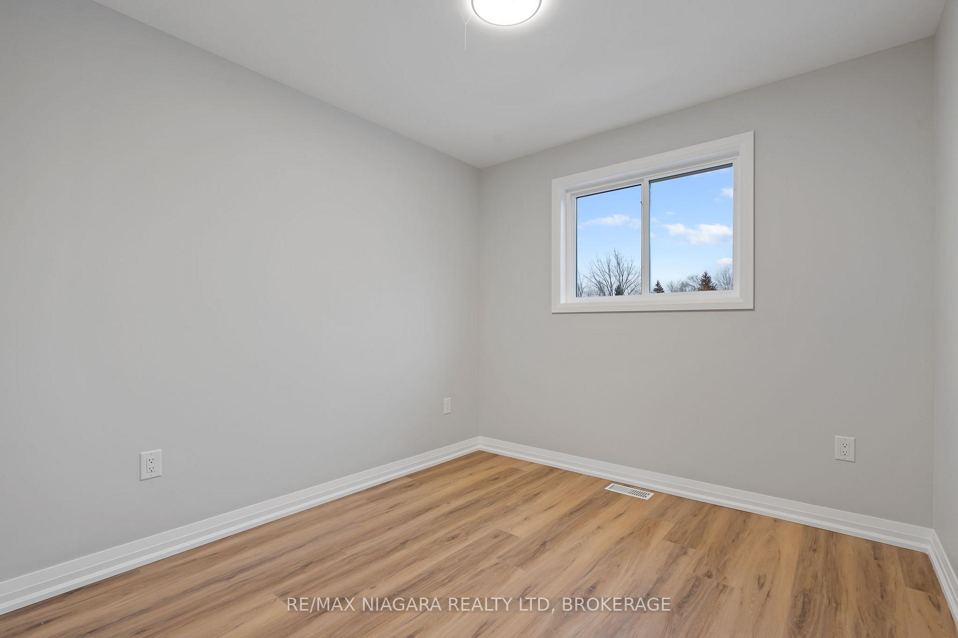 Photo 14 of Unit 7, 100 Welland Road, Pelham, Fonthill — HOMEH