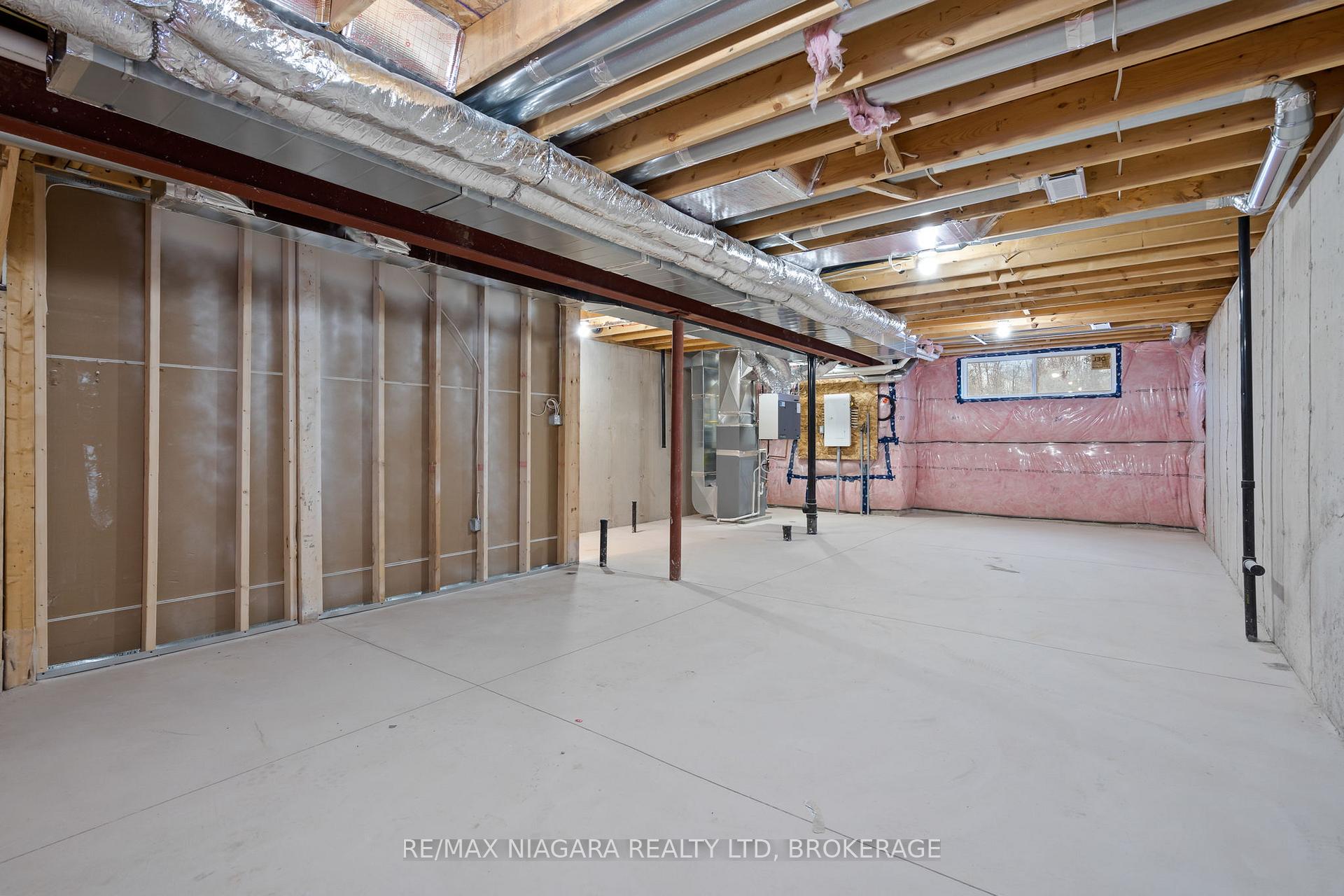 Photo 17 of Unit 7, 100 Welland Road, Pelham, Fonthill — HOMEH