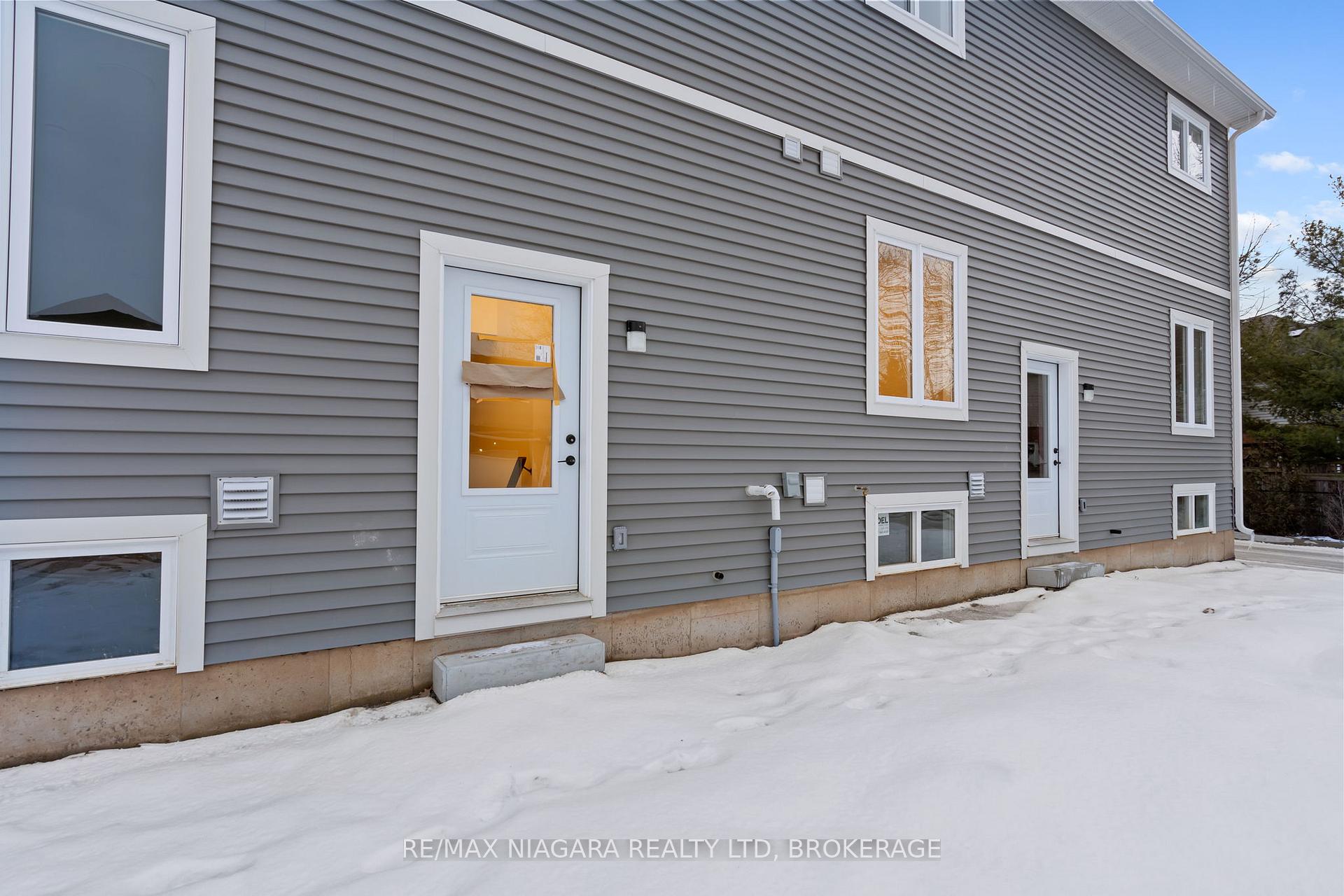 Photo 18 of Unit 7, 100 Welland Road, Pelham, Fonthill — HOMEH