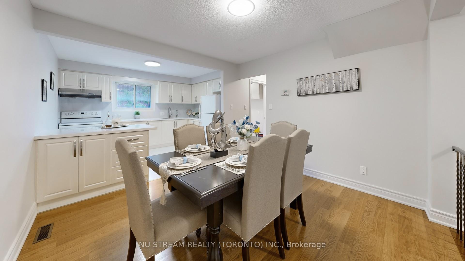 Photo 11 of Unit 39, 3075 Bridletowne Circle, Scarborough, L'Amoreaux — HOMEH