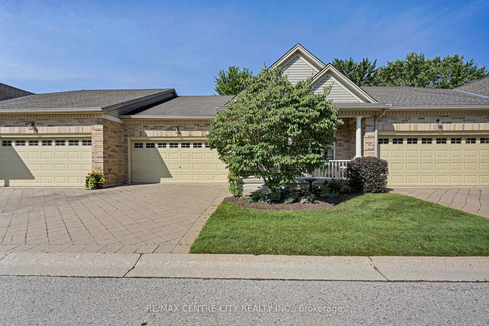 Photo 2 of Unit 5, 21 St Johns Drive, Middlesex Centre, Arva — HOMEH