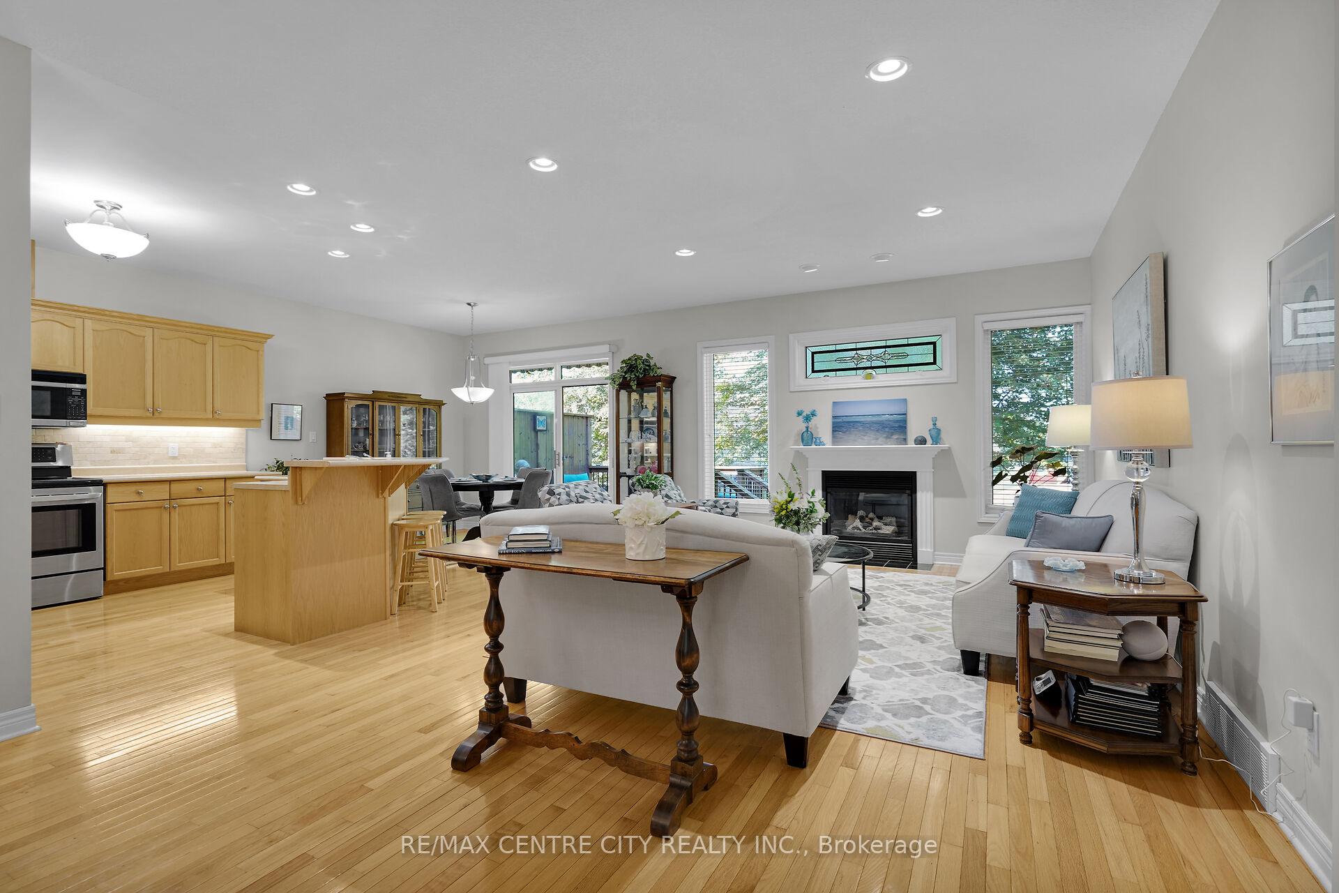 Photo 8 of Unit 5, 21 St Johns Drive, Middlesex Centre, Arva — HOMEH