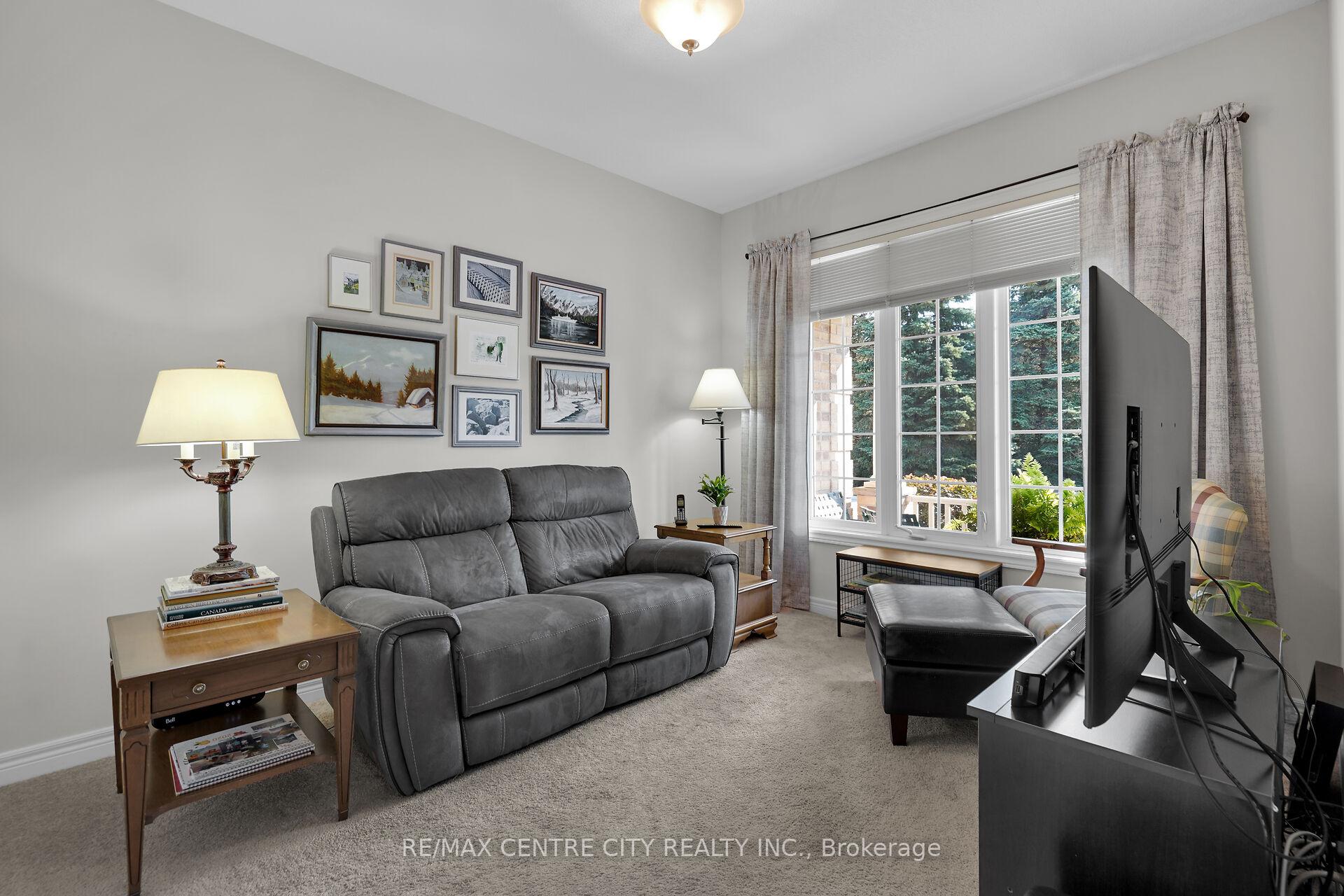 Photo 17 of Unit 5, 21 St Johns Drive, Middlesex Centre, Arva — HOMEH