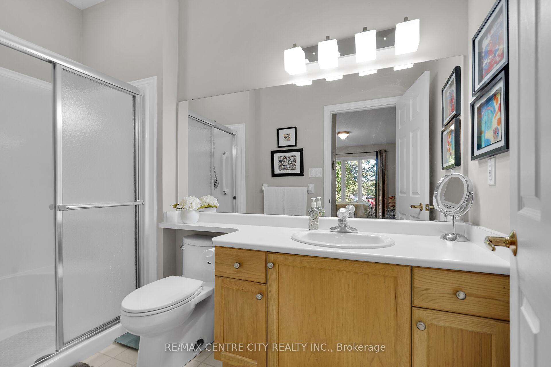 Photo 21 of Unit 5, 21 St Johns Drive, Middlesex Centre, Arva — HOMEH