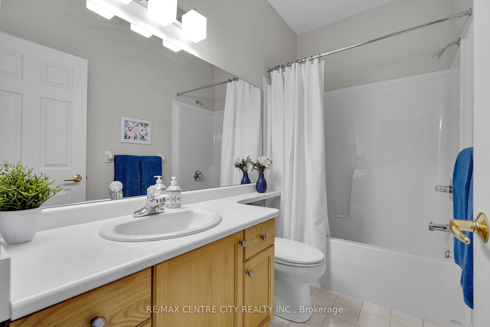Photo 22 of Unit 5, 21 St Johns Drive, Middlesex Centre, Arva — HOMEH