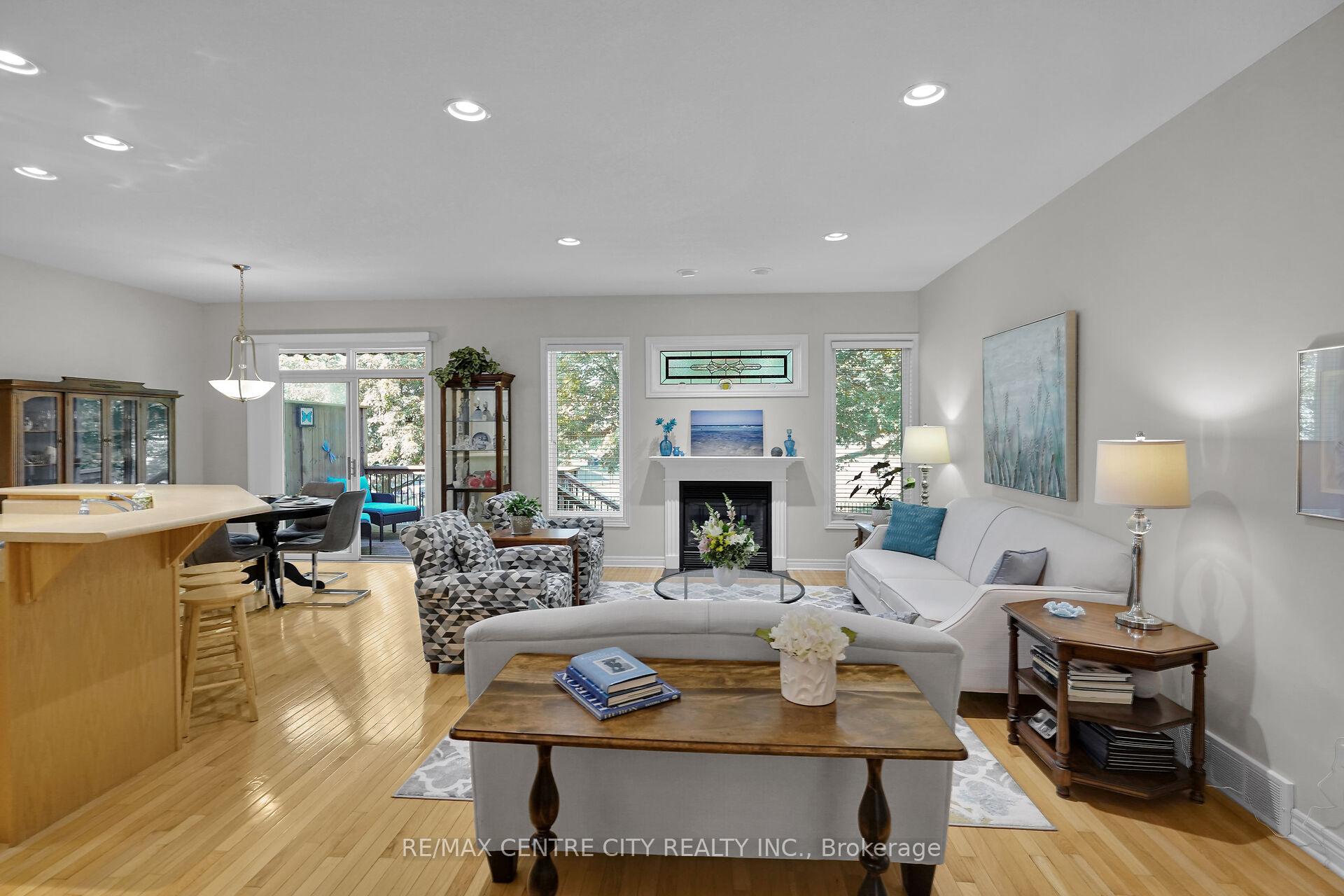 Photo 27 of Unit 5, 21 St Johns Drive, Middlesex Centre, Arva — HOMEH