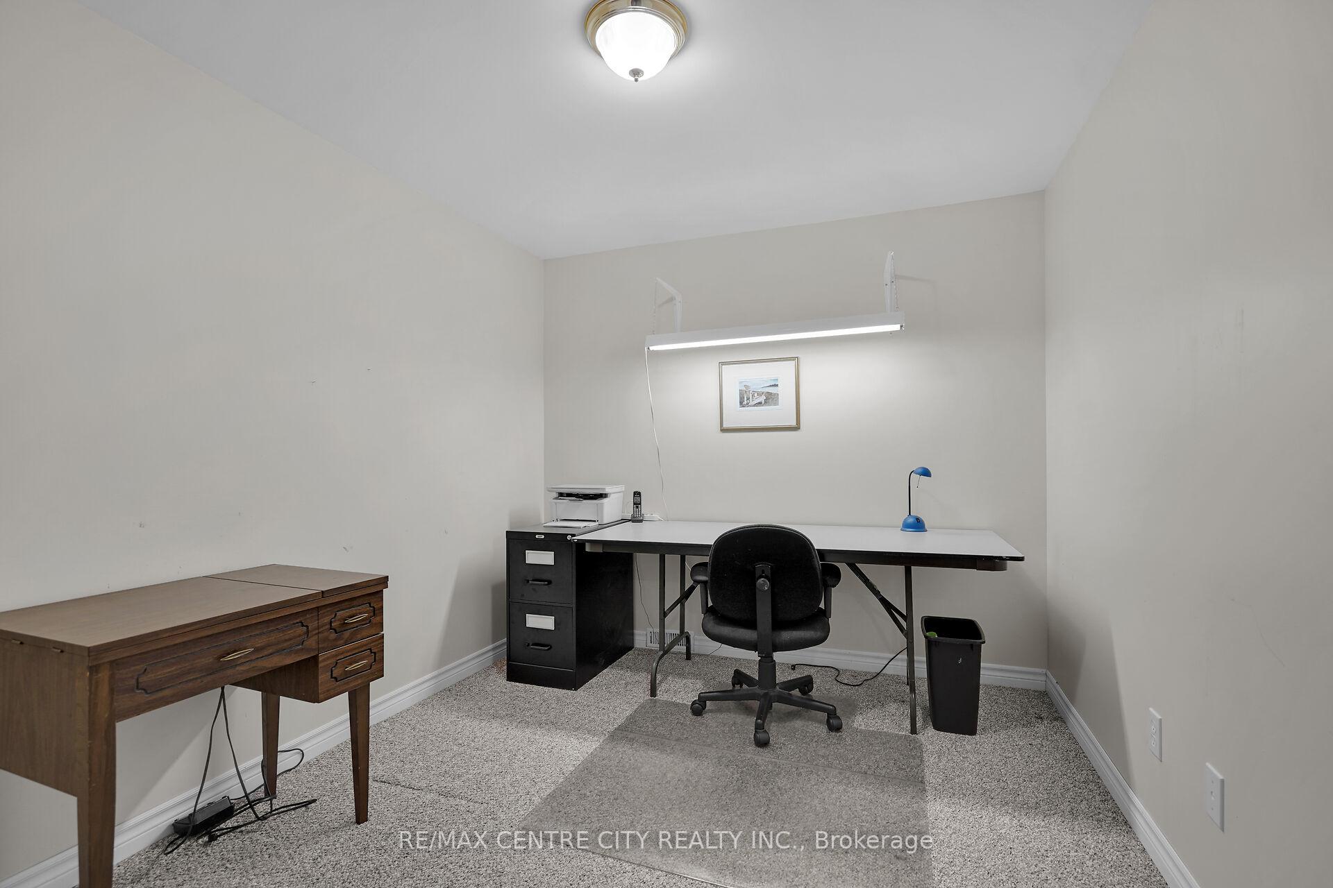Photo 34 of Unit 5, 21 St Johns Drive, Middlesex Centre, Arva — HOMEH