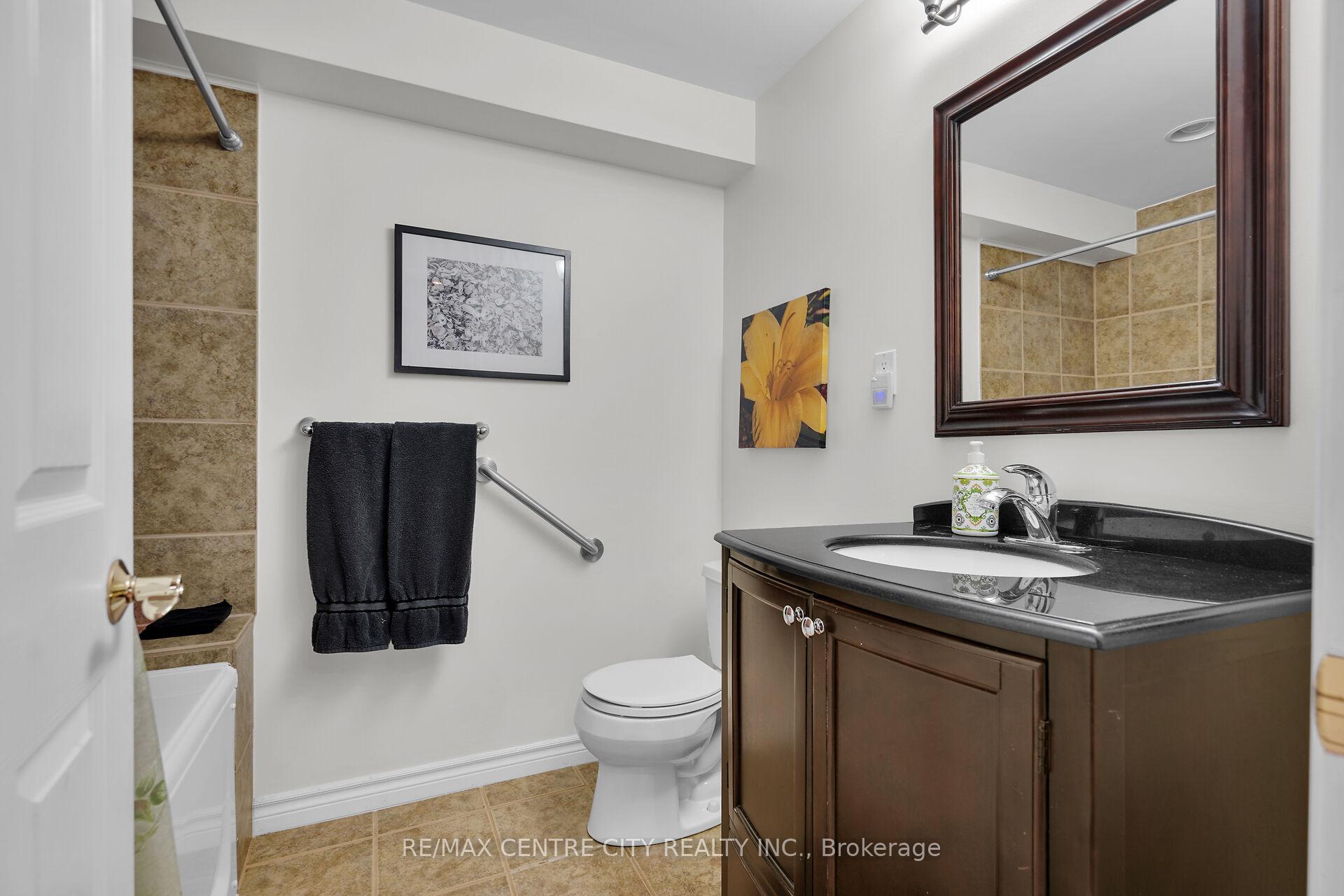 Photo 36 of Unit 5, 21 St Johns Drive, Middlesex Centre, Arva — HOMEH