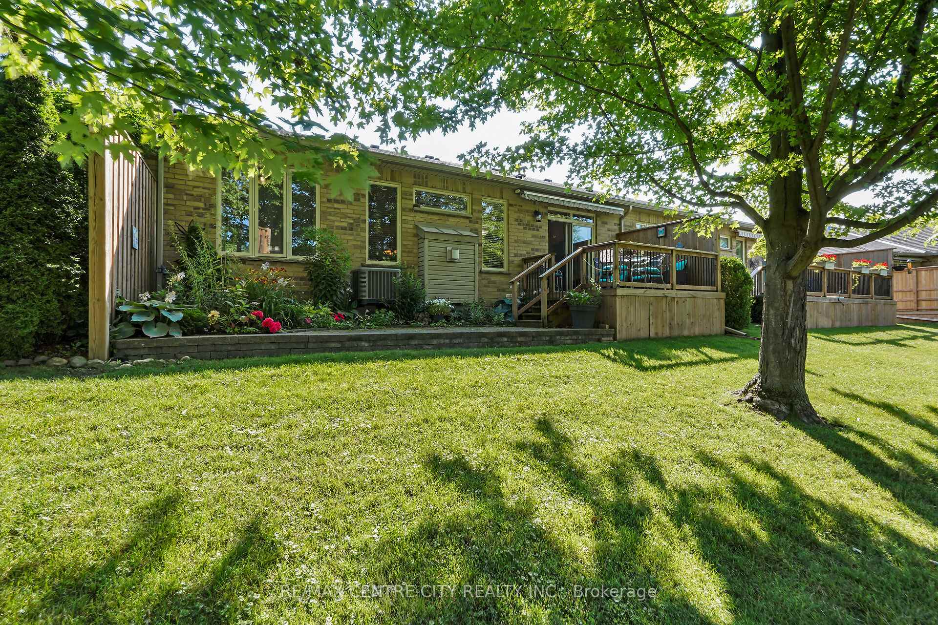 Photo 43 of Unit 5, 21 St Johns Drive, Middlesex Centre, Arva — HOMEH
