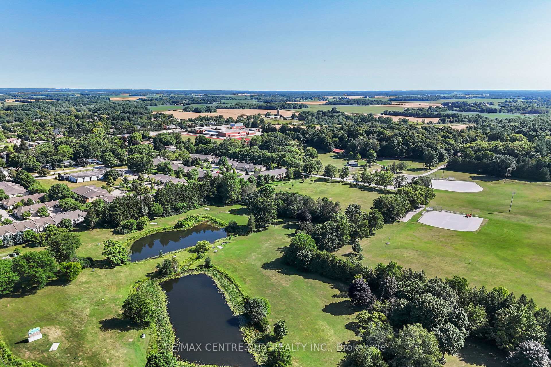 Photo 49 of Unit 5, 21 St Johns Drive, Middlesex Centre, Arva — HOMEH