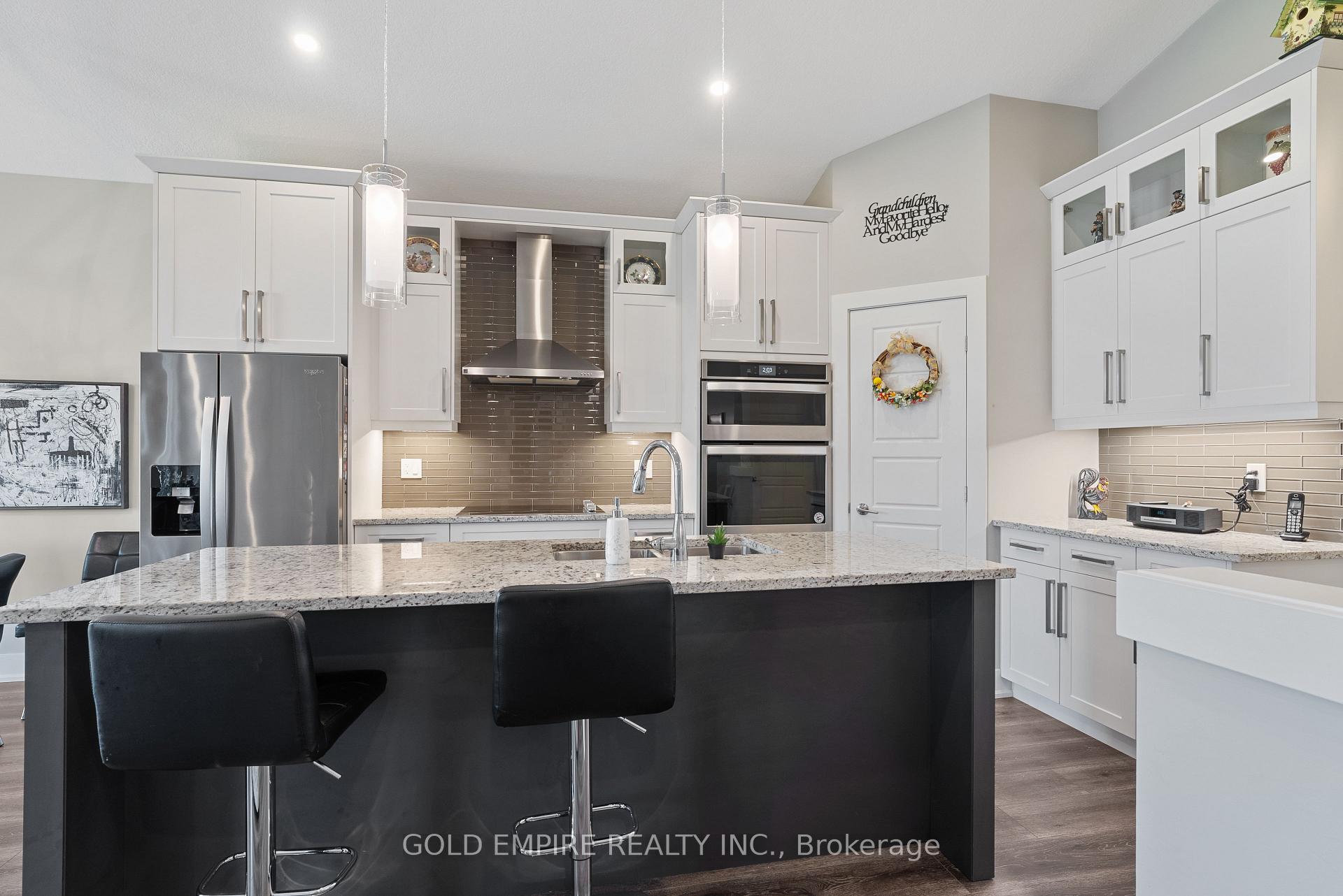 Photo 6 of Unit 6, 10 Mcpherson Court, Central Elgin, Rural Central Elgin — HOMEH