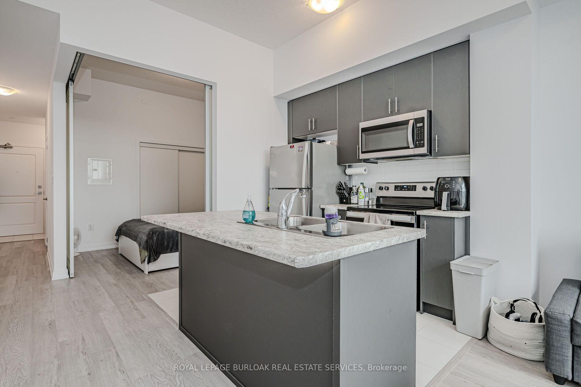 Photo 11 of Unit 319, 460 Dundas Street E, Hamilton, Waterdown — HOMEH