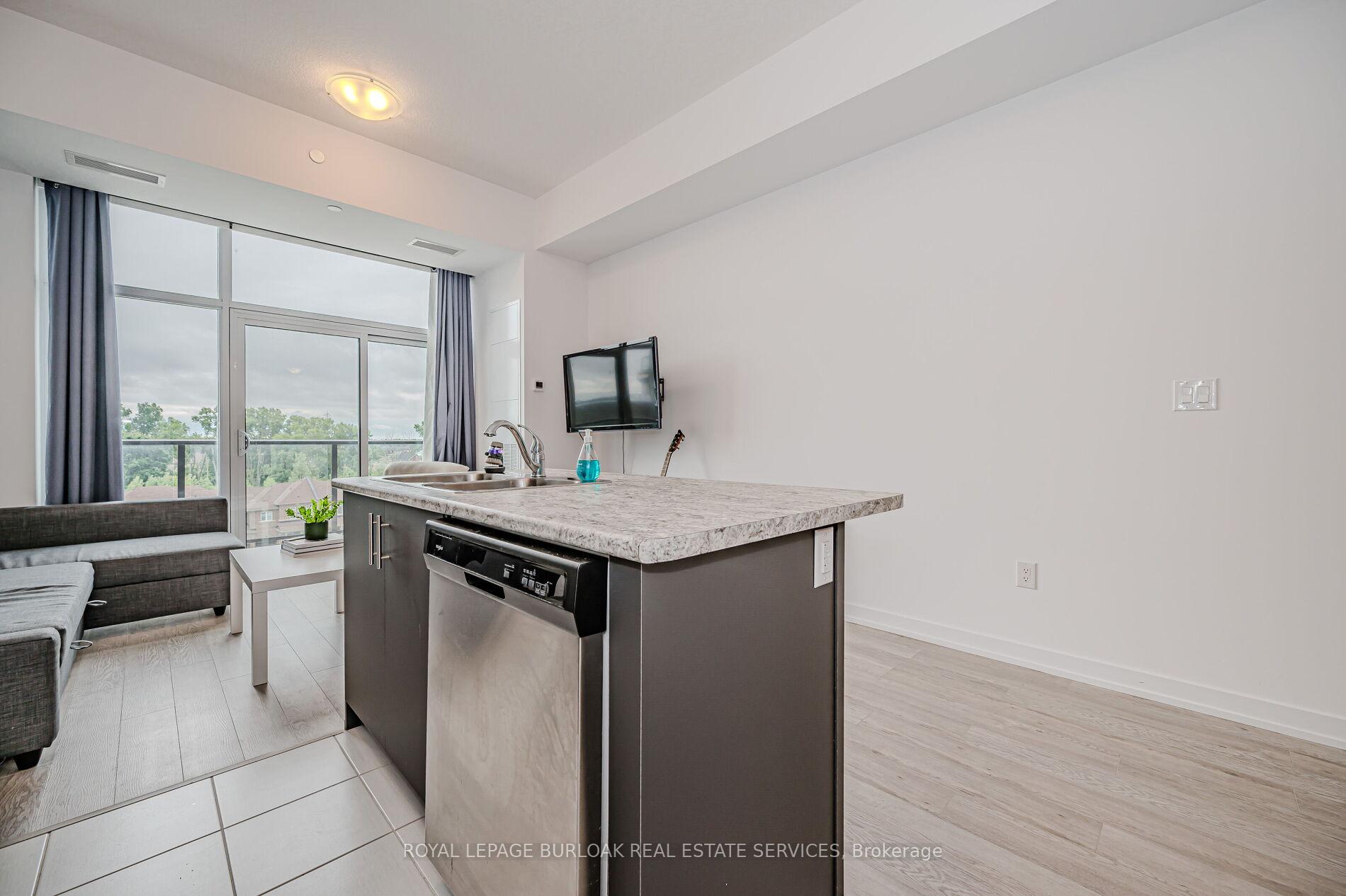 Photo 12 of Unit 319, 460 Dundas Street E, Hamilton, Waterdown — HOMEH