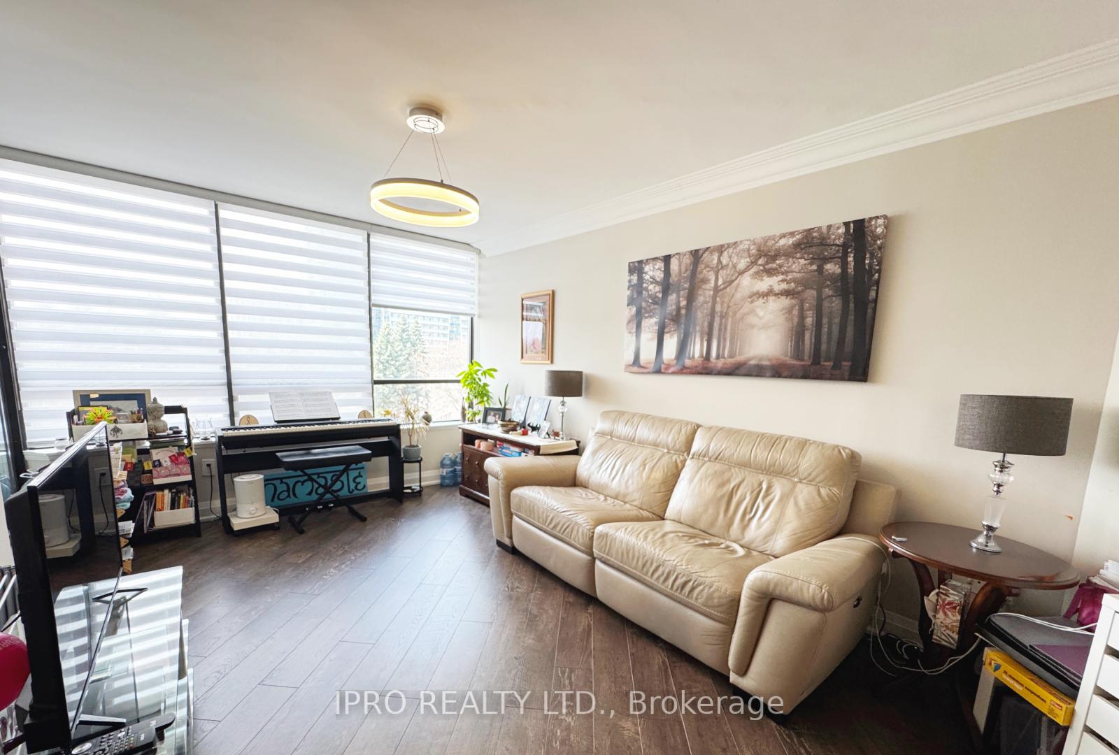 Photo 4 of Unit 414, 7420 Bathurst Street, Vaughan, Brownridge — HOMEH