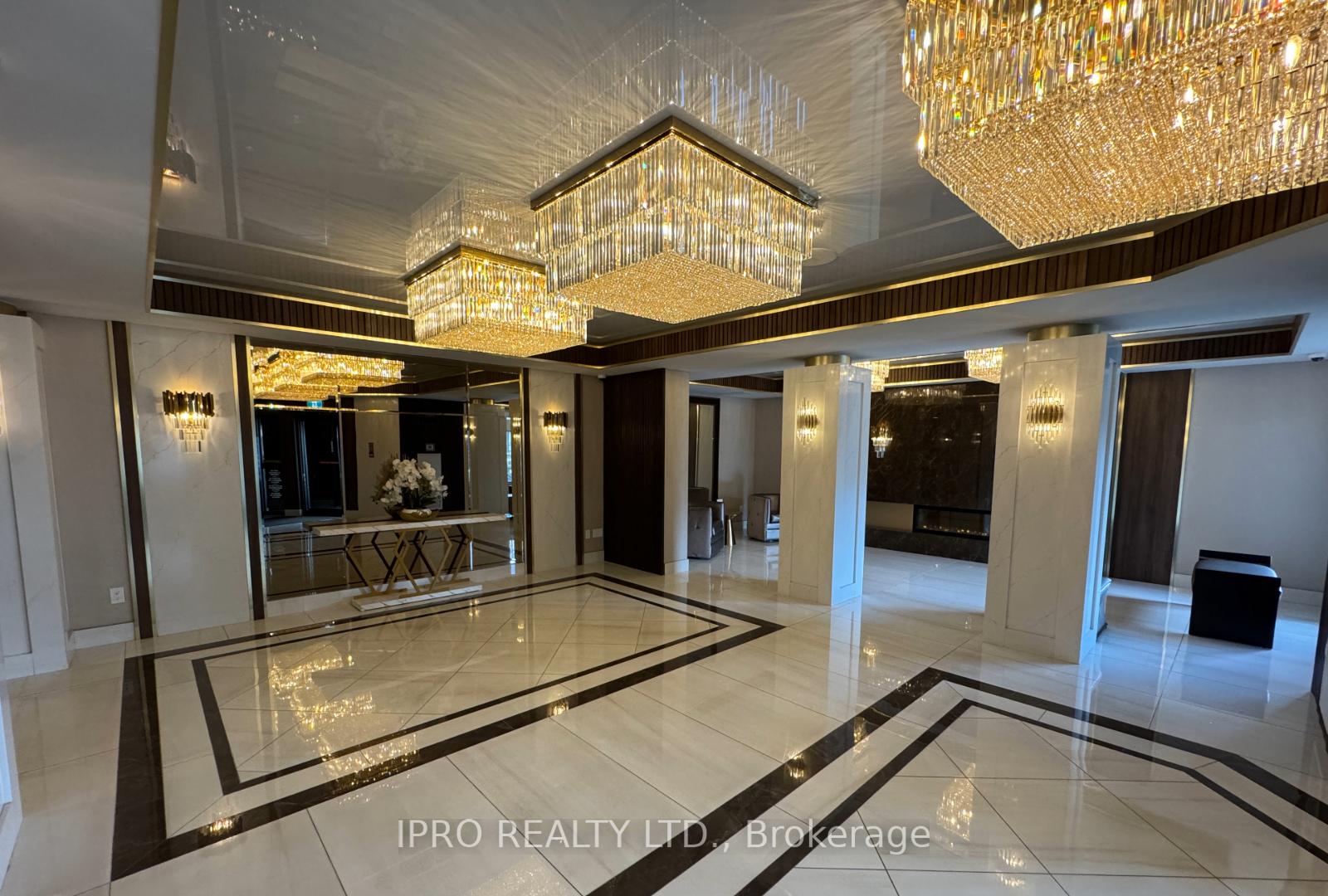 Photo 11 of Unit 414, 7420 Bathurst Street, Vaughan, Brownridge — HOMEH