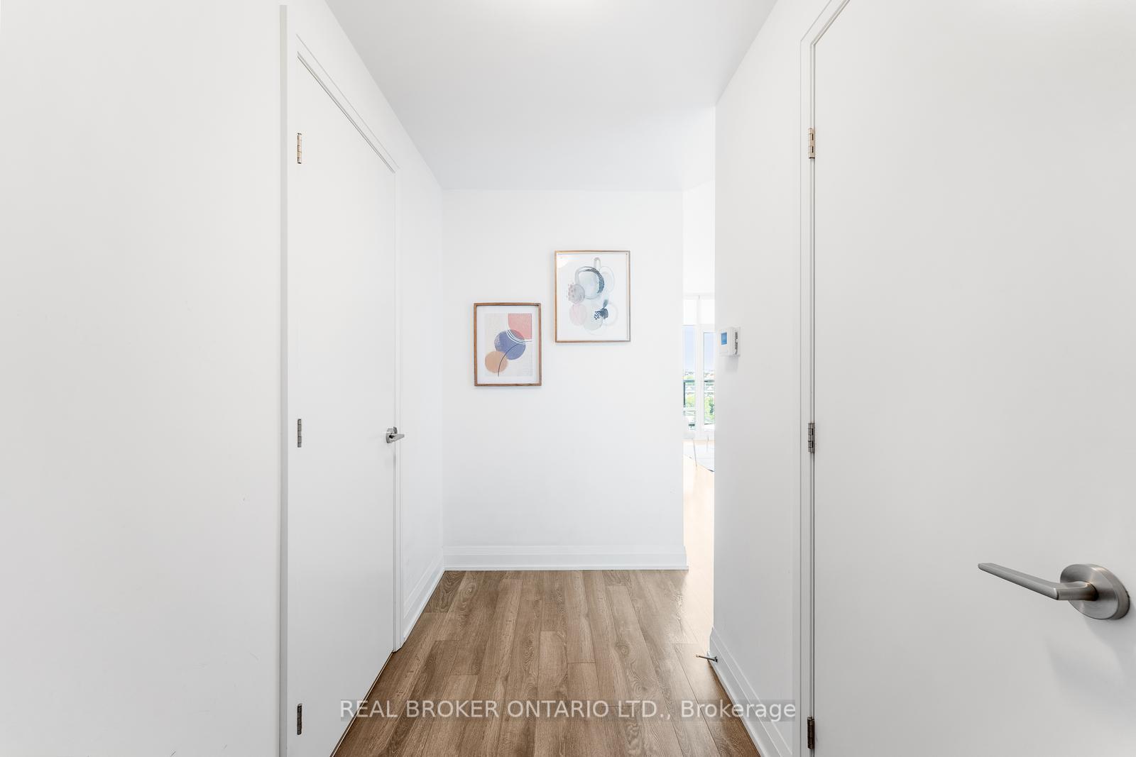 Photo 8 of Unit 722, 4800 Highway 7, Vaughan, East Woodbridge — HOMEH