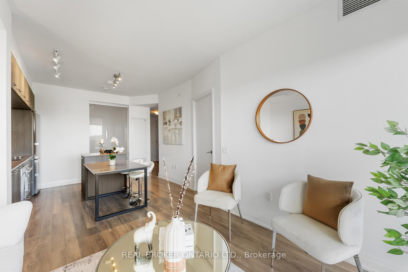 Photo 18 of Unit 722, 4800 Highway 7, Vaughan, East Woodbridge — HOMEH