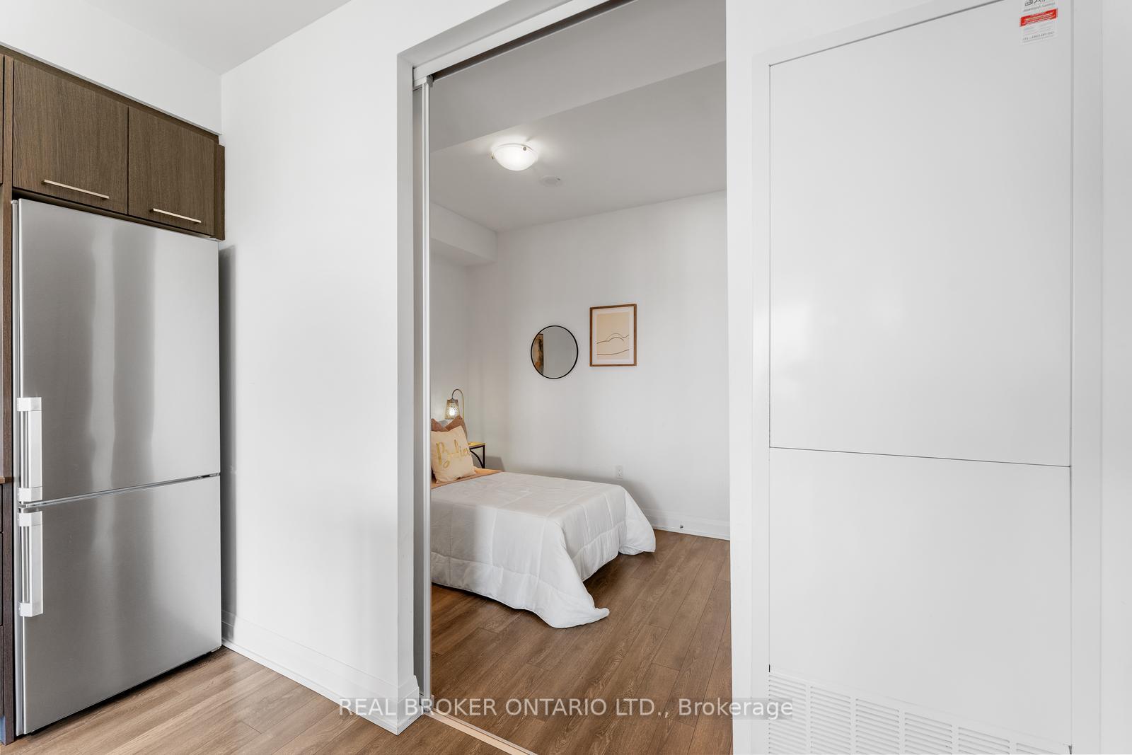 Photo 24 of Unit 722, 4800 Highway 7, Vaughan, East Woodbridge — HOMEH