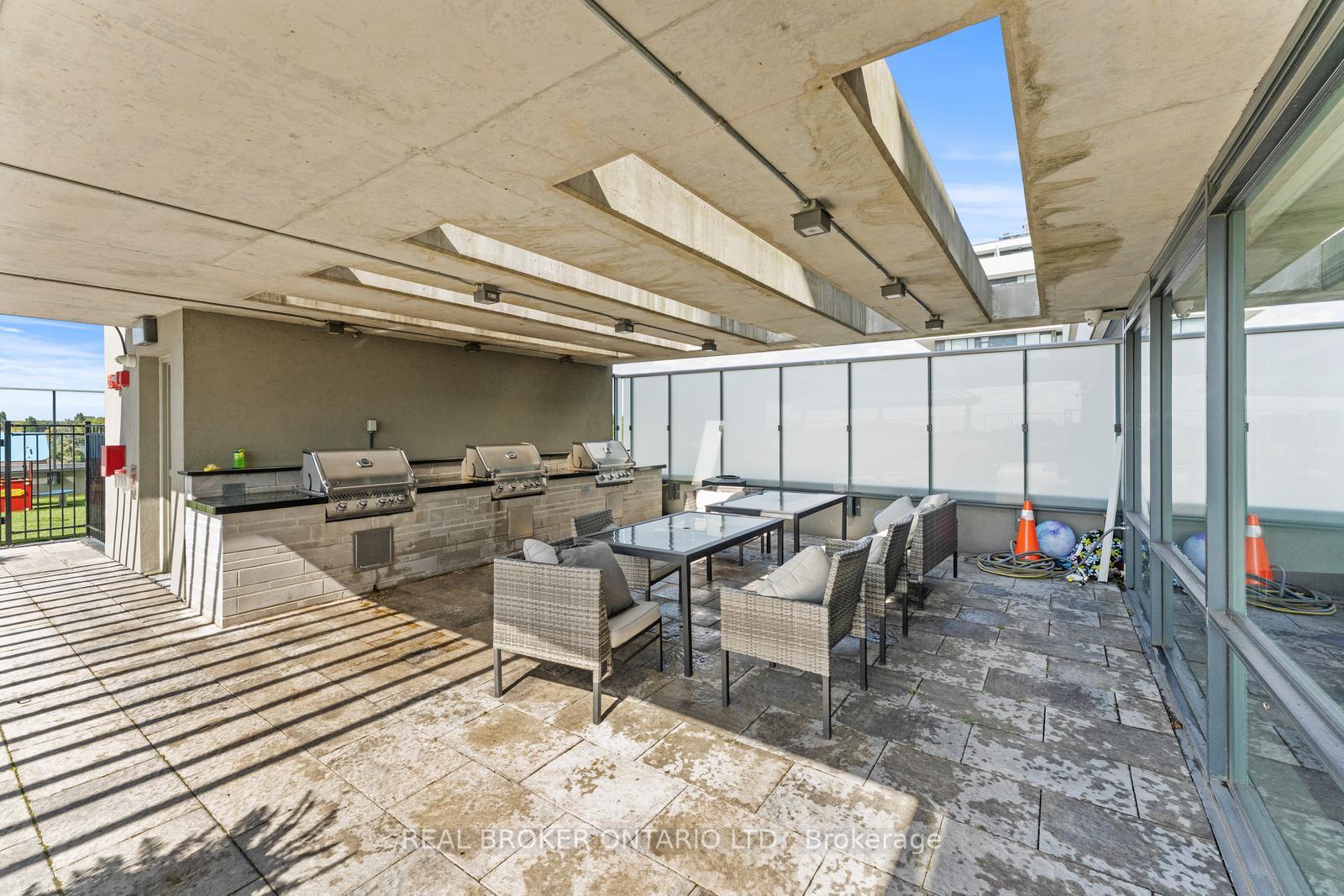 Photo 34 of Unit 722, 4800 Highway 7, Vaughan, East Woodbridge — HOMEH