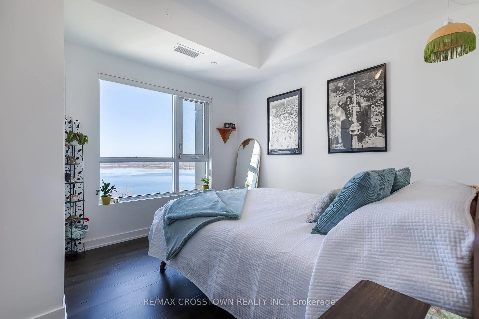 Photo 7 of Unit 908, 56 Lakeside Terrace, Barrie, Little Lake — HOMEH