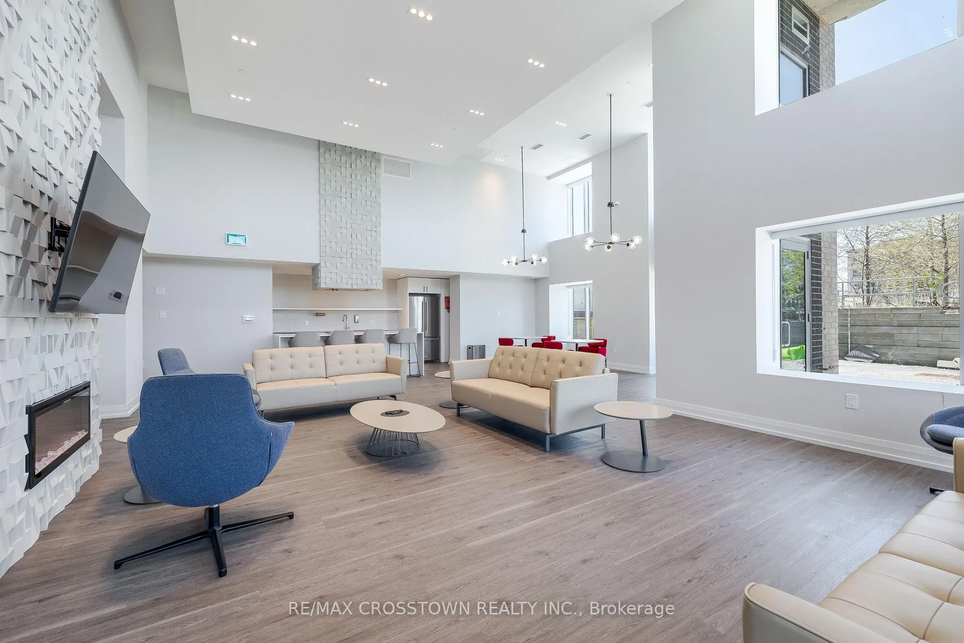 Photo 20 of Unit 908, 56 Lakeside Terrace, Barrie, Little Lake — HOMEH