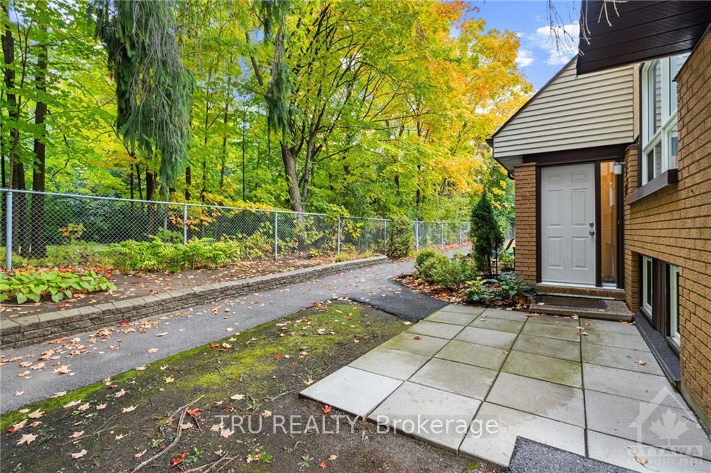 Photo 16 of 127 Renova, Ottawa, Riverview Park — HOMEH